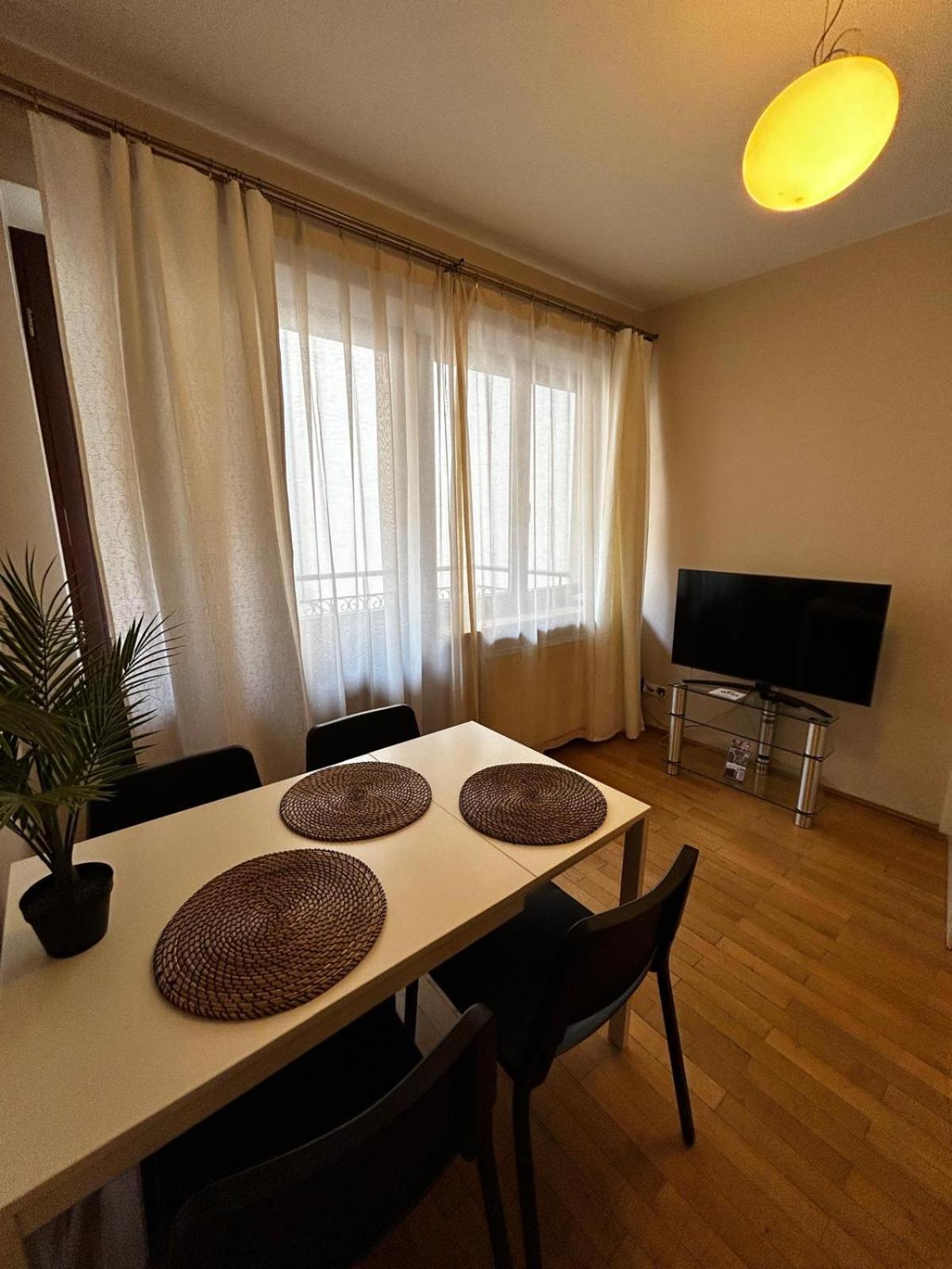 Apartament Golden With Lift - Old Town