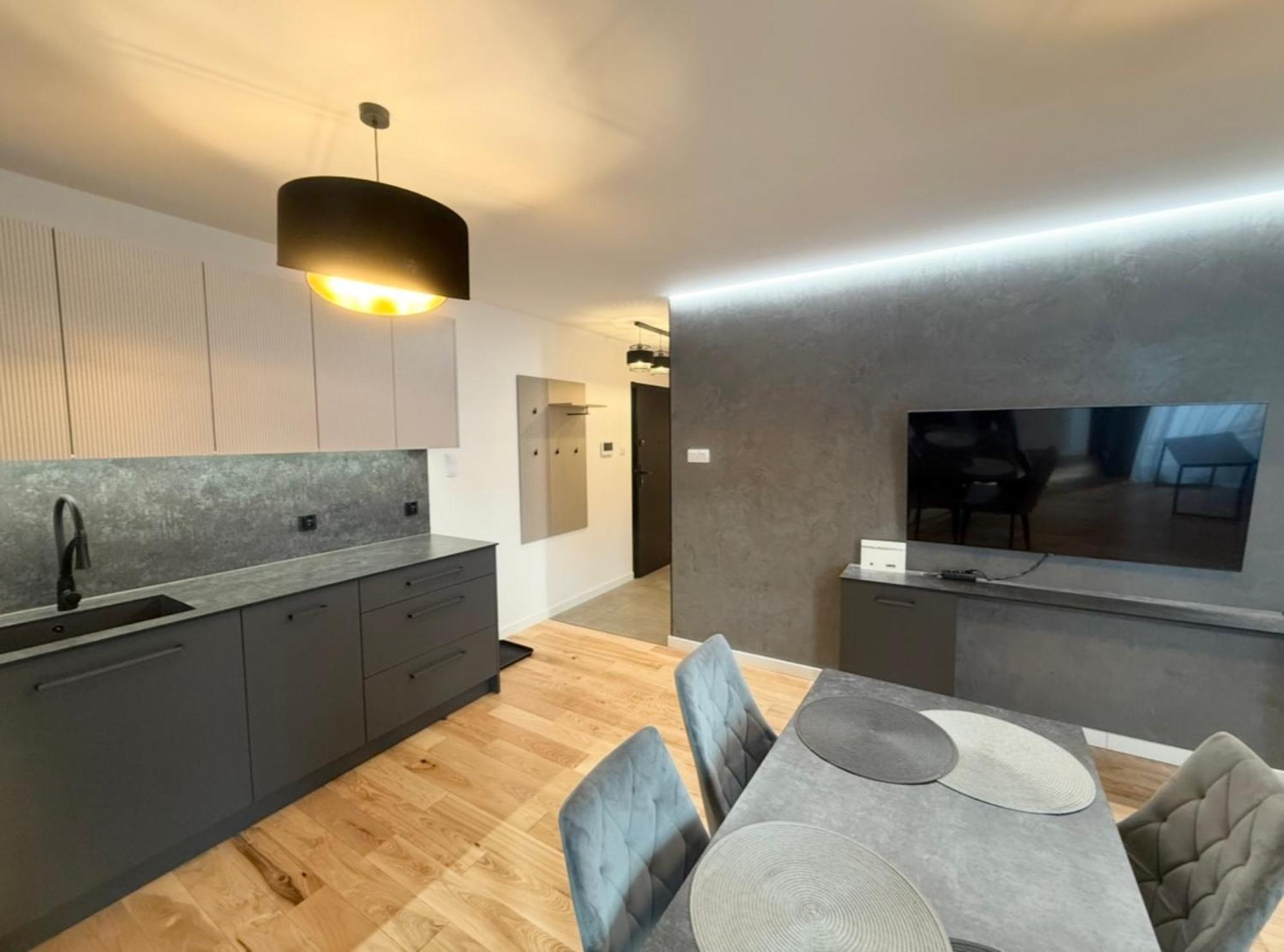 Vistula Avenue Free Parking, Swimming Pool, Sauna & Gym Apartment Krakow