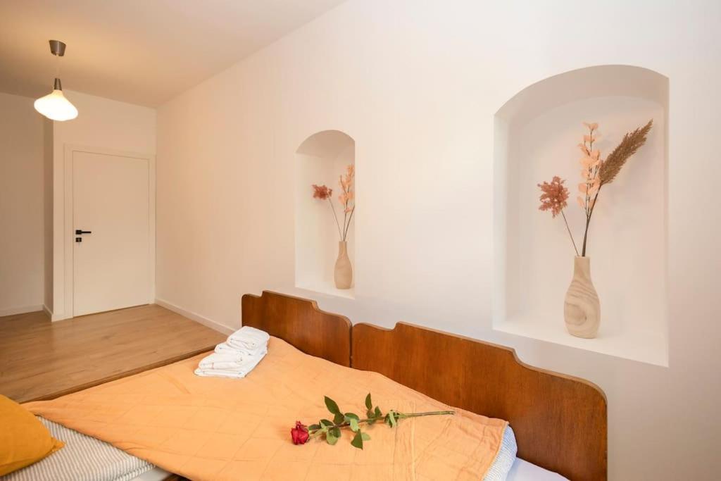 Arteon With Terrace Apartment