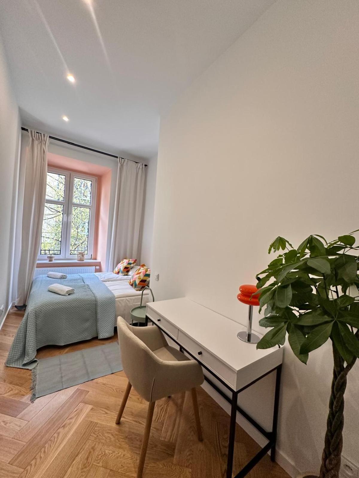 Modern Delux Apartment! - Air Conditioning