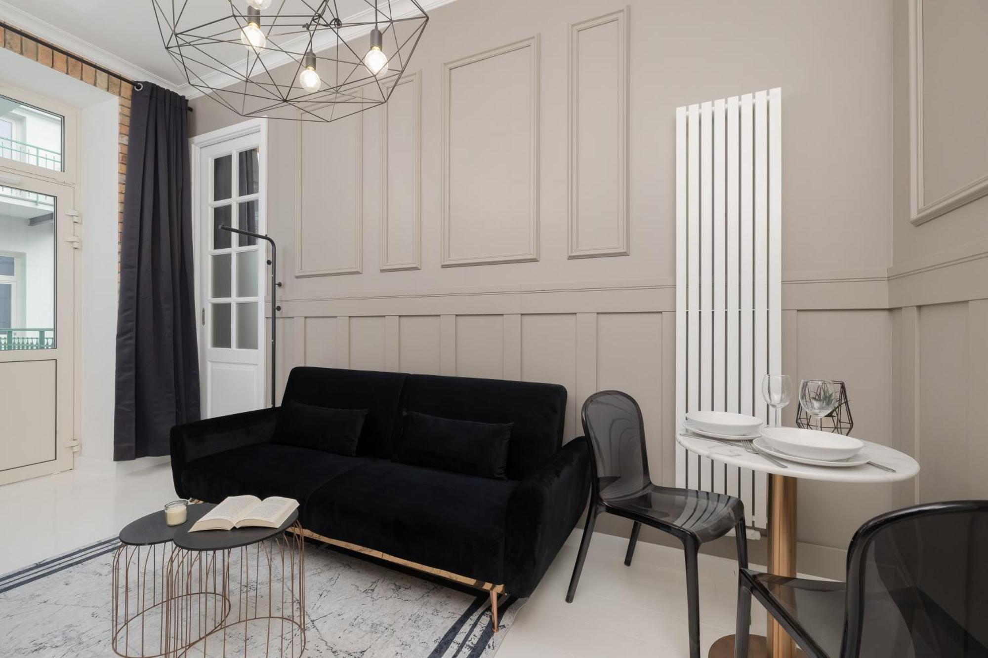 Cosy With Air Conditioning By Renters Krakow