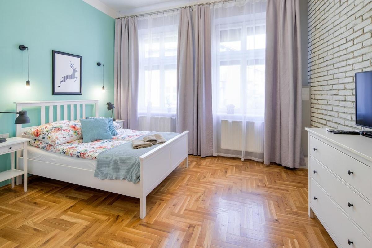 Apartment Mint&jade B