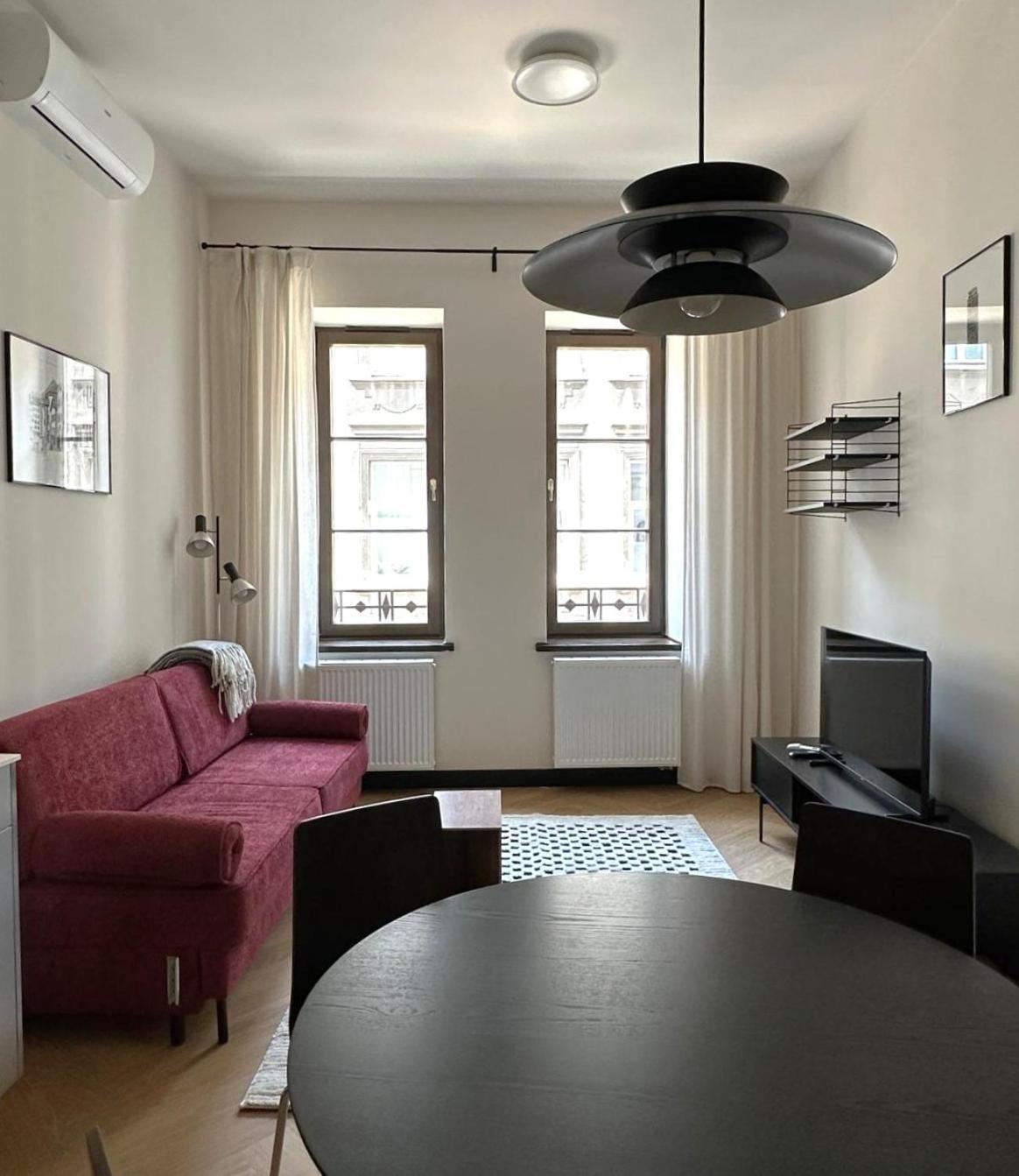 Soho By Downtown Apartment