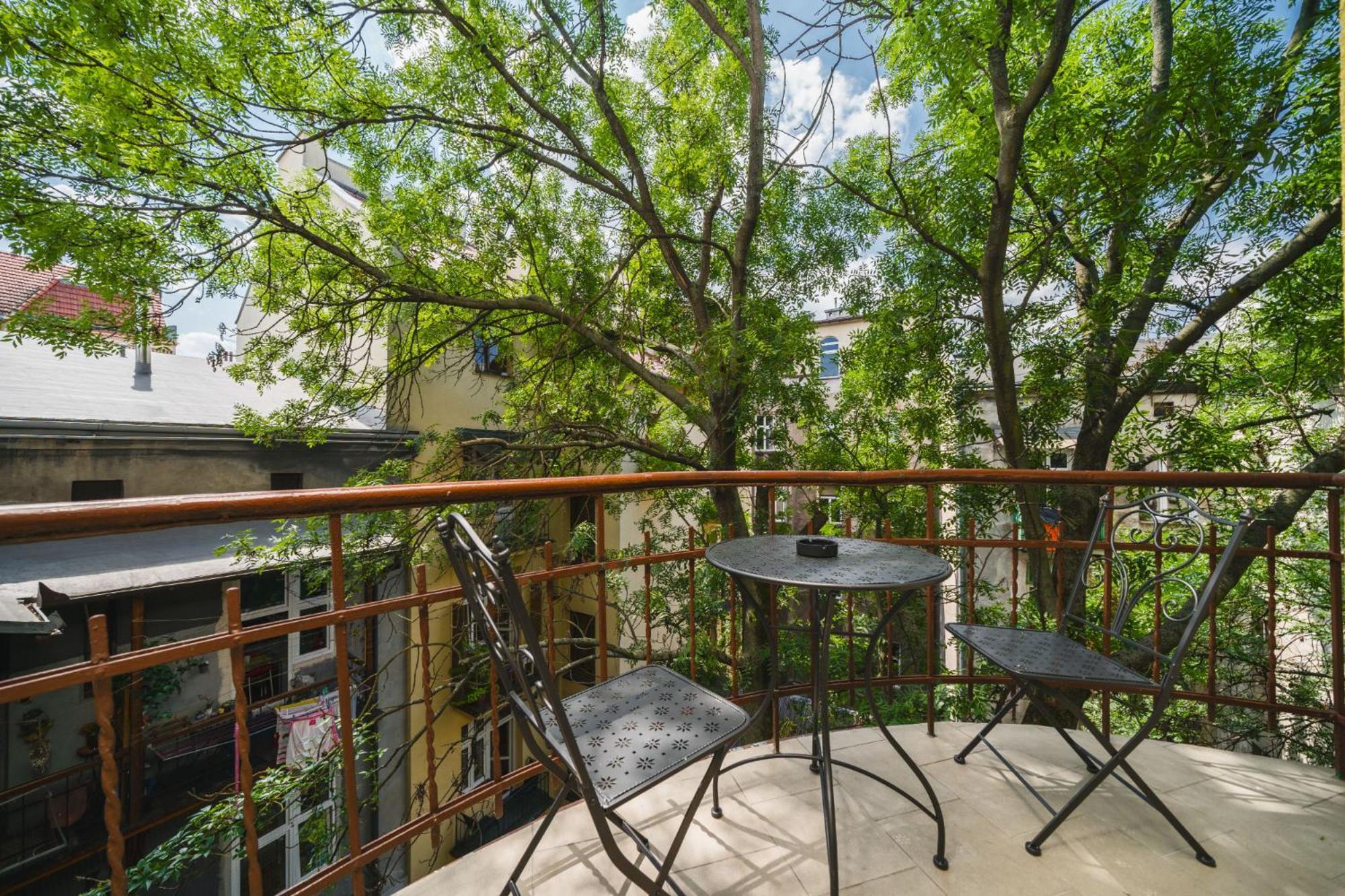 Modern Urban Escape - Old Town - By Upstairs Apartamento Cracóvia