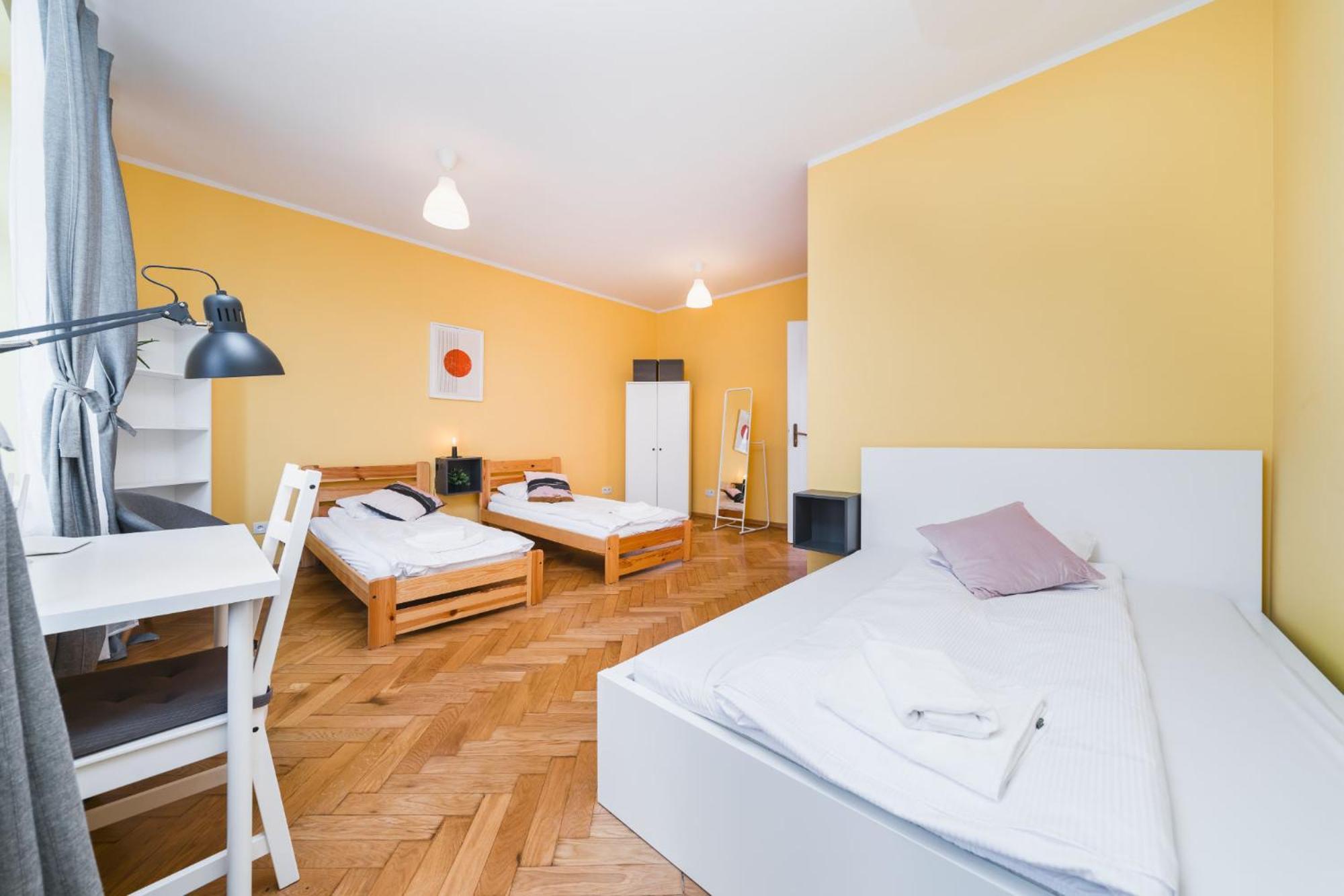 Apartament Modern Urban Escape - Old Town - By Upstairs