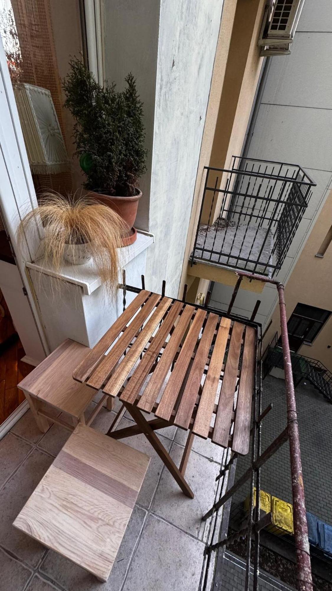 Apartment Locus Vietoris *