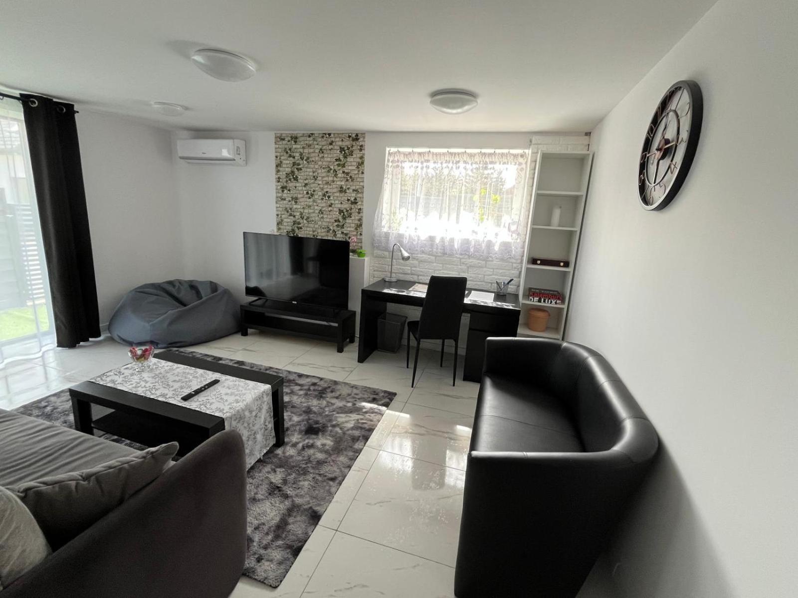 Premium Terrace Apartment *