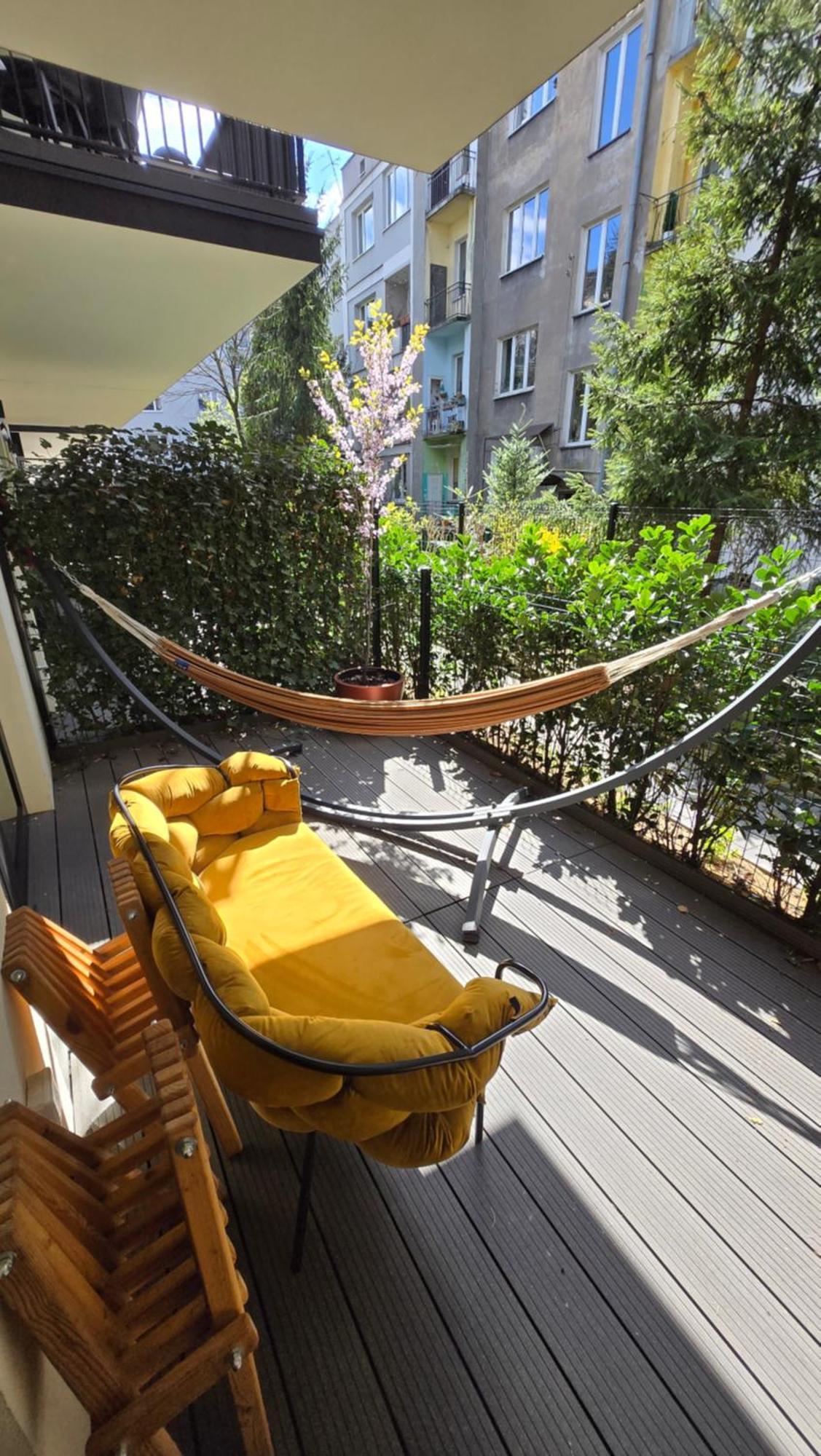 Luxury Vistula Old Town Apartments: Spa, Sauna & Pool Retreat Krakow