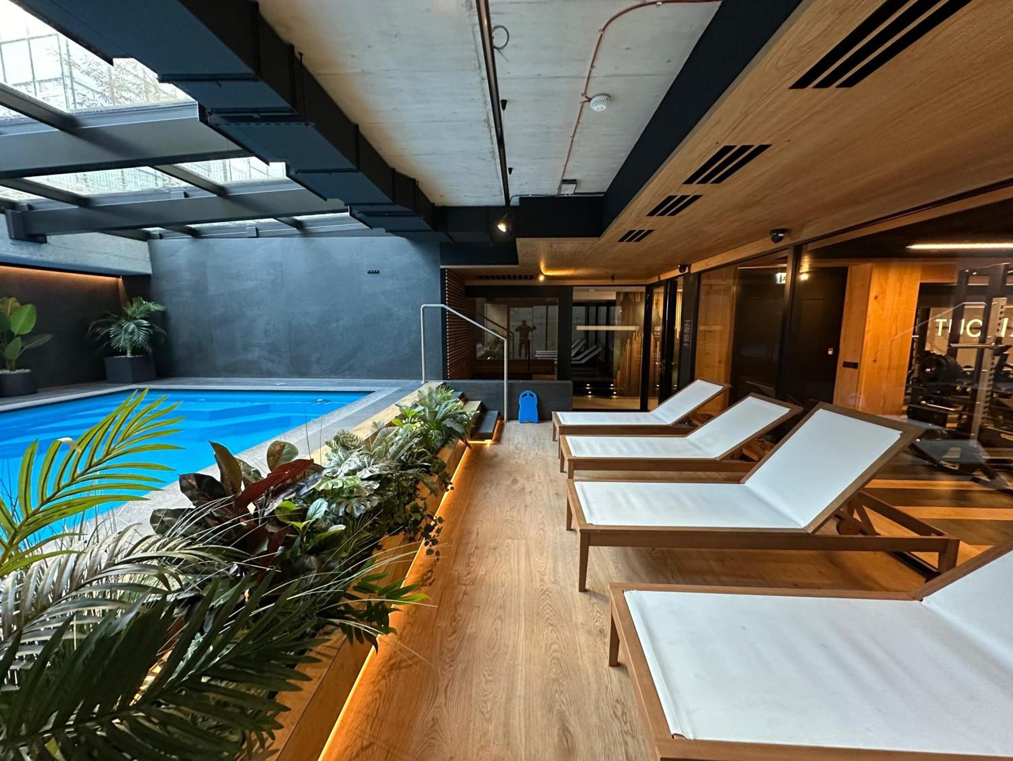 Vistula Avenue Free Parking, Swimming Pool, Sauna & Gym Apartment Krakow
