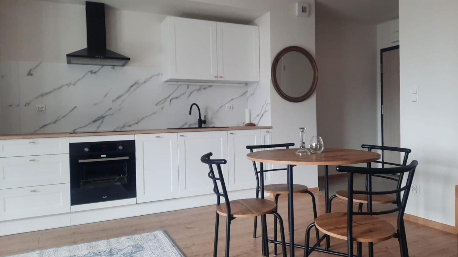 Kawalerka Na Bunscha Apartment *