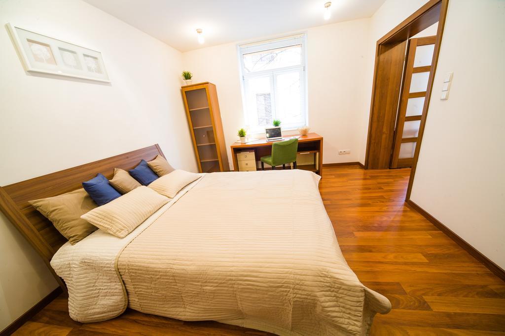 Wawel Cracow Old - Friendhouse * Krakau