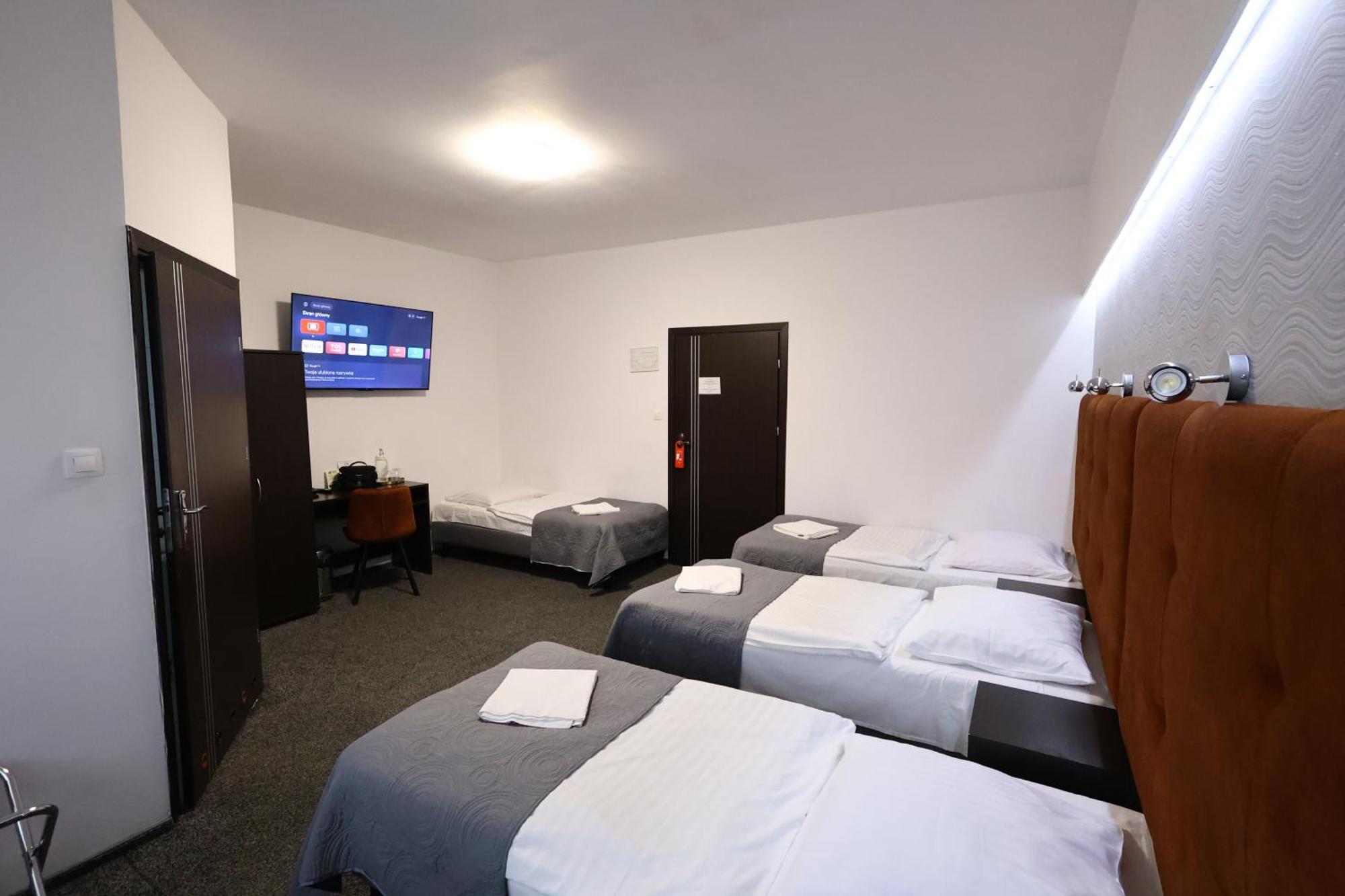 Hotel Junior 3*