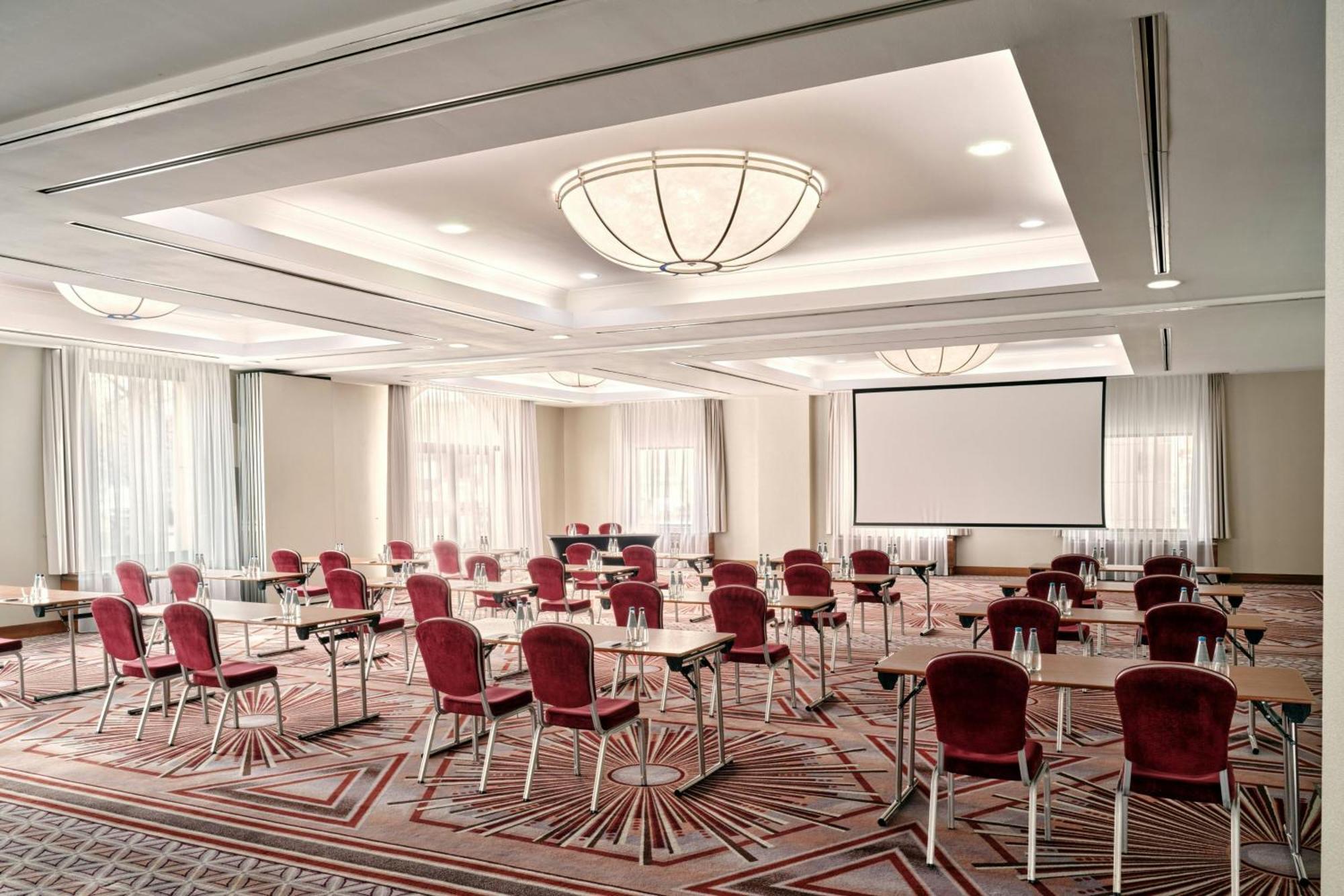 Sheraton Grand 5*