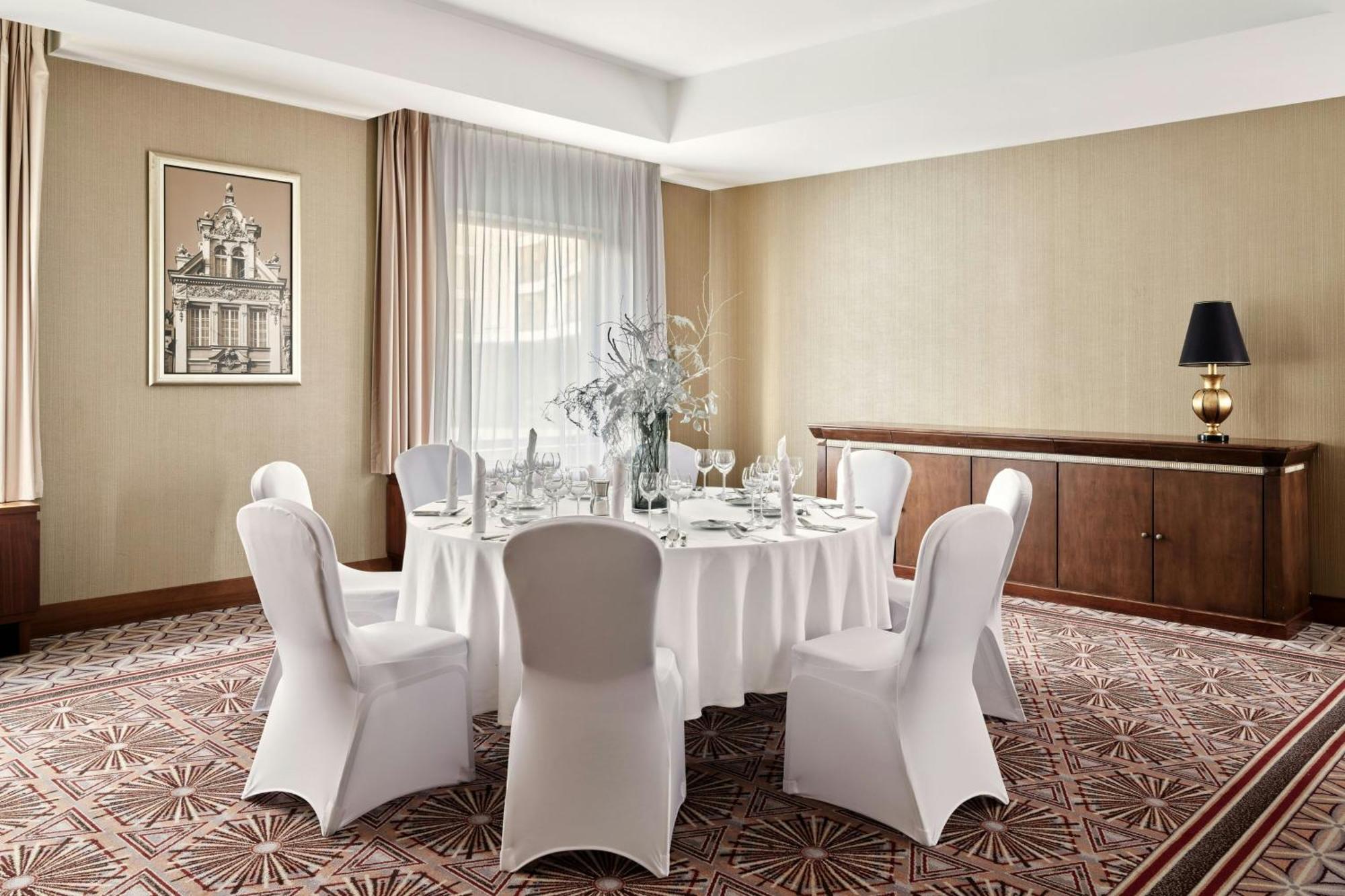 Hotel Sheraton Grand 5*