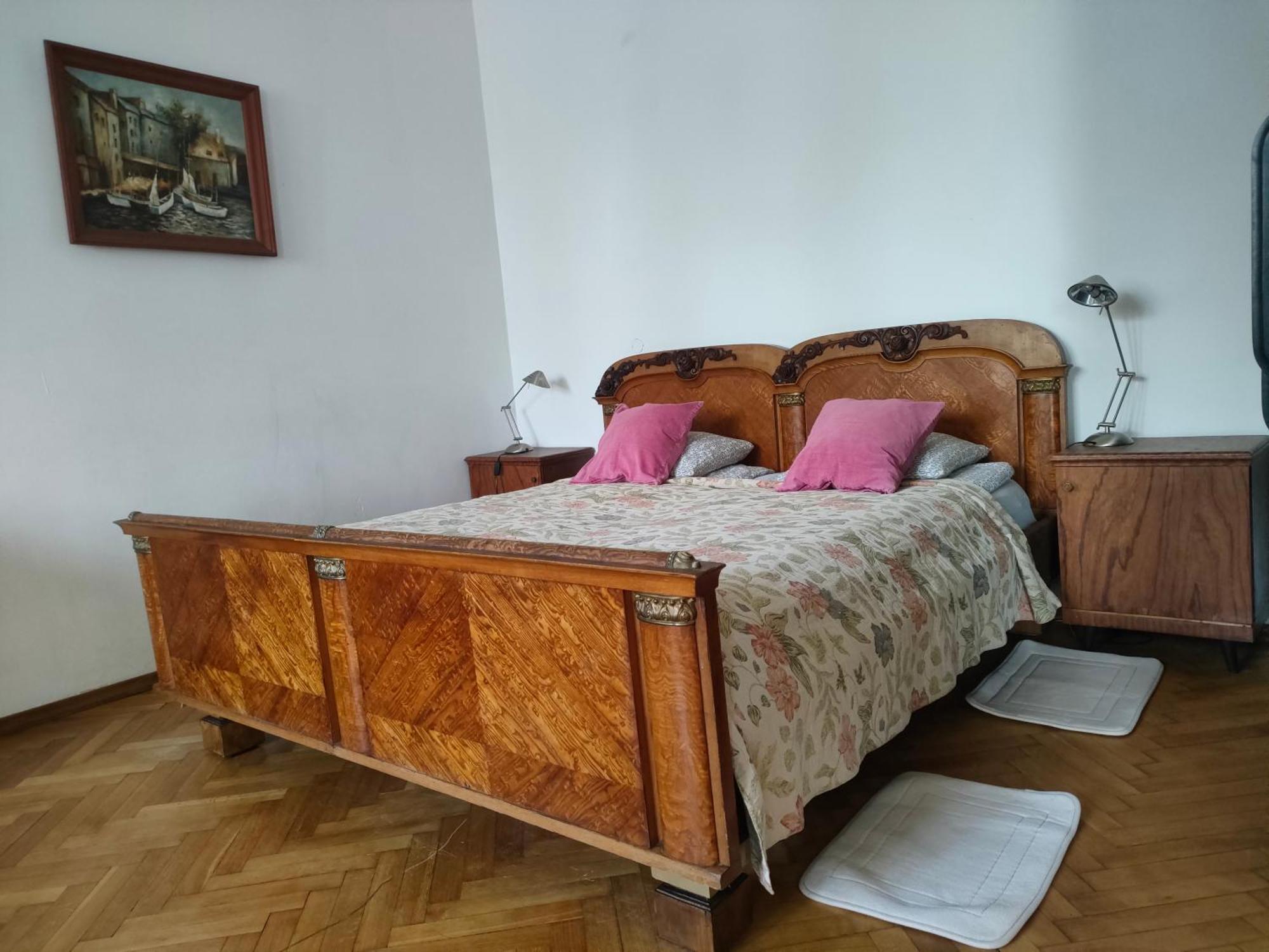 Place Apartment