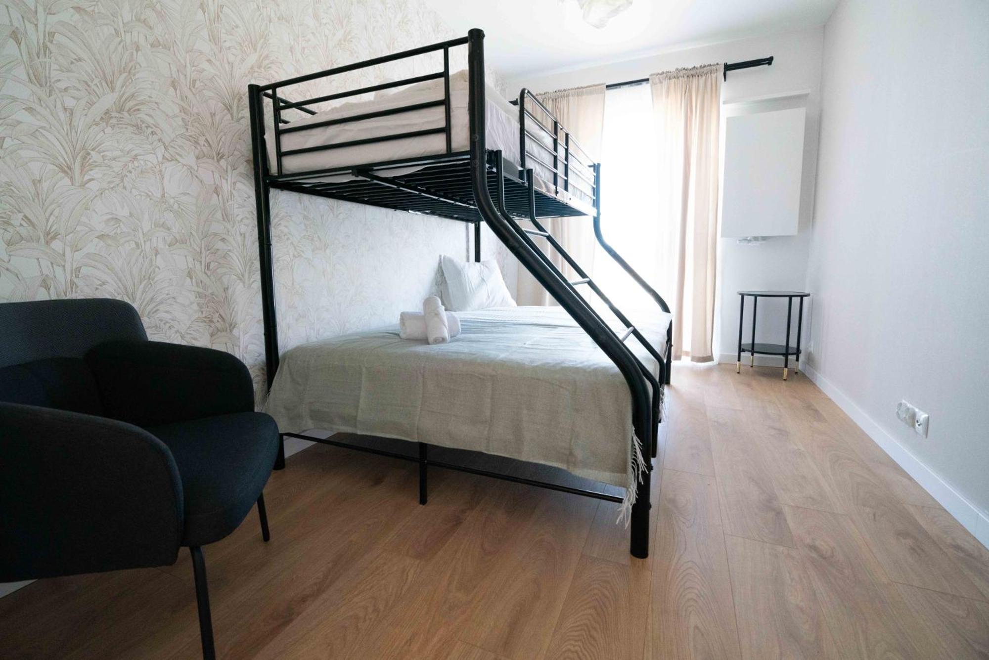 Weissa 7 * Kraków