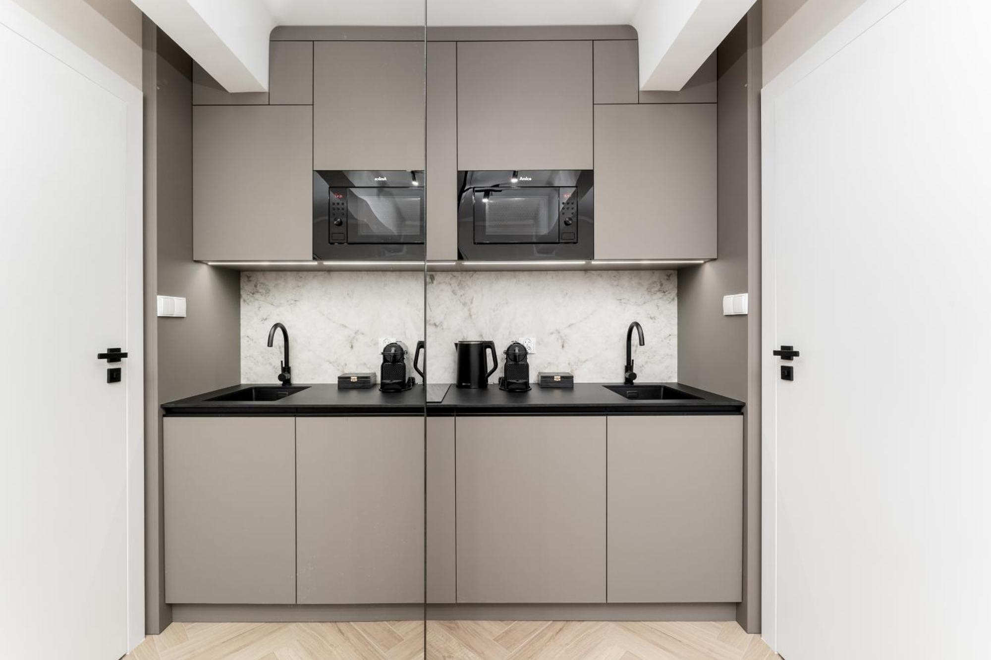 Erasmus Student - Old Town Apartment