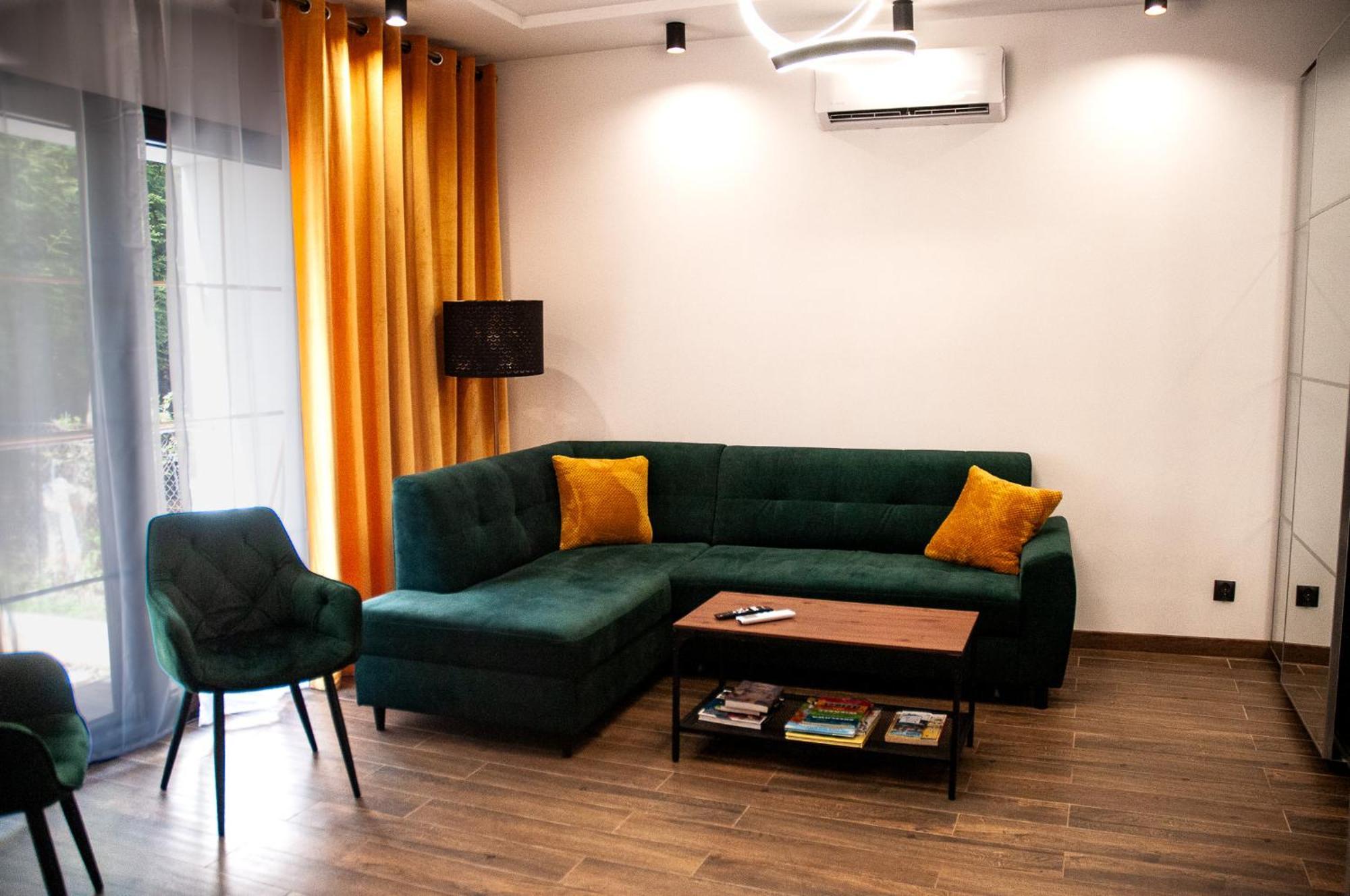 Stylowy Dom Z Ogrodem I Prywatnym Parkingiem Apartamento Cracóvia