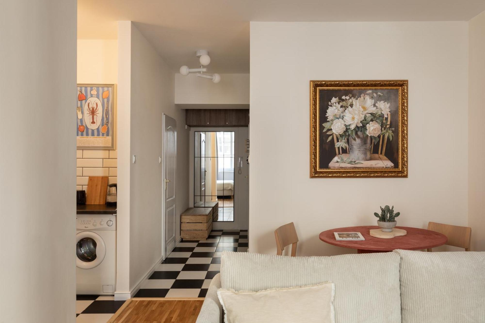 Apartment Prestigious Main Square