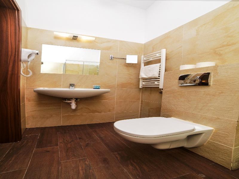 Aparthotel Grodzka Royal 3*