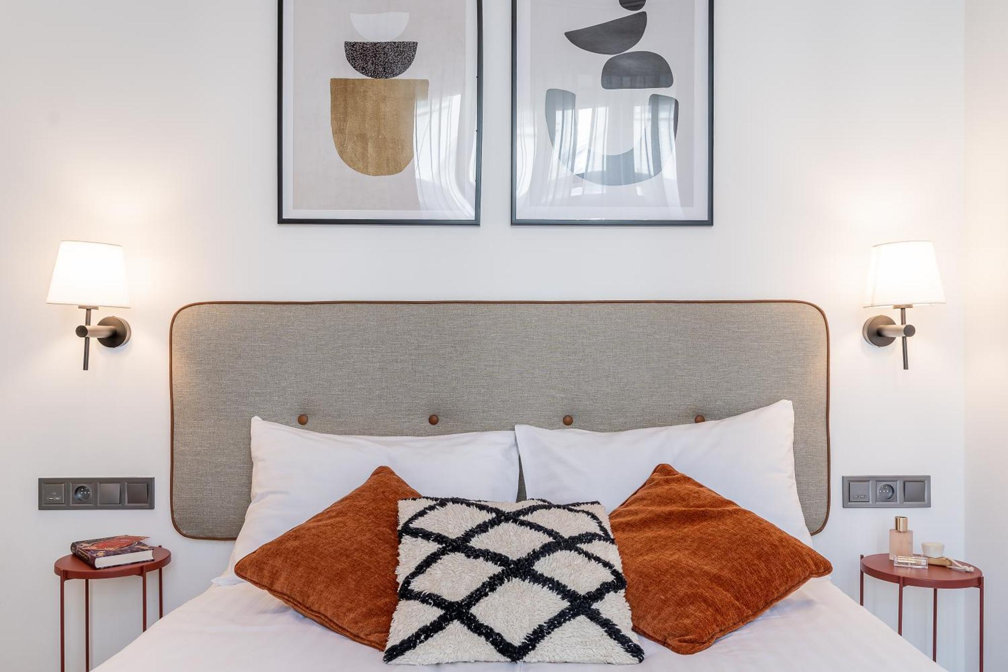 H11 Aparthotel 5*
