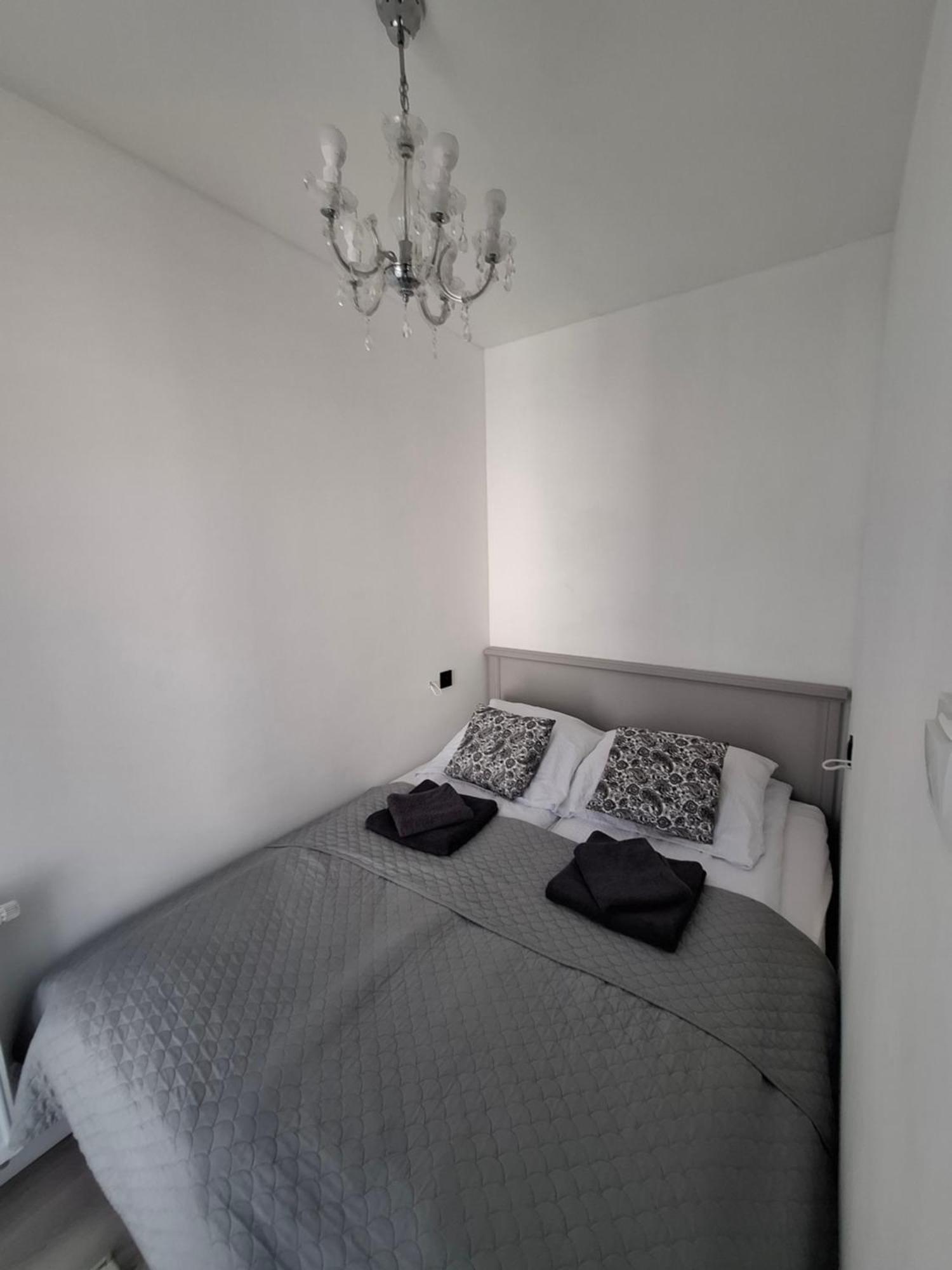 Bagry Rooms2 - Z Sypialnia I Miejscem Postojowym *