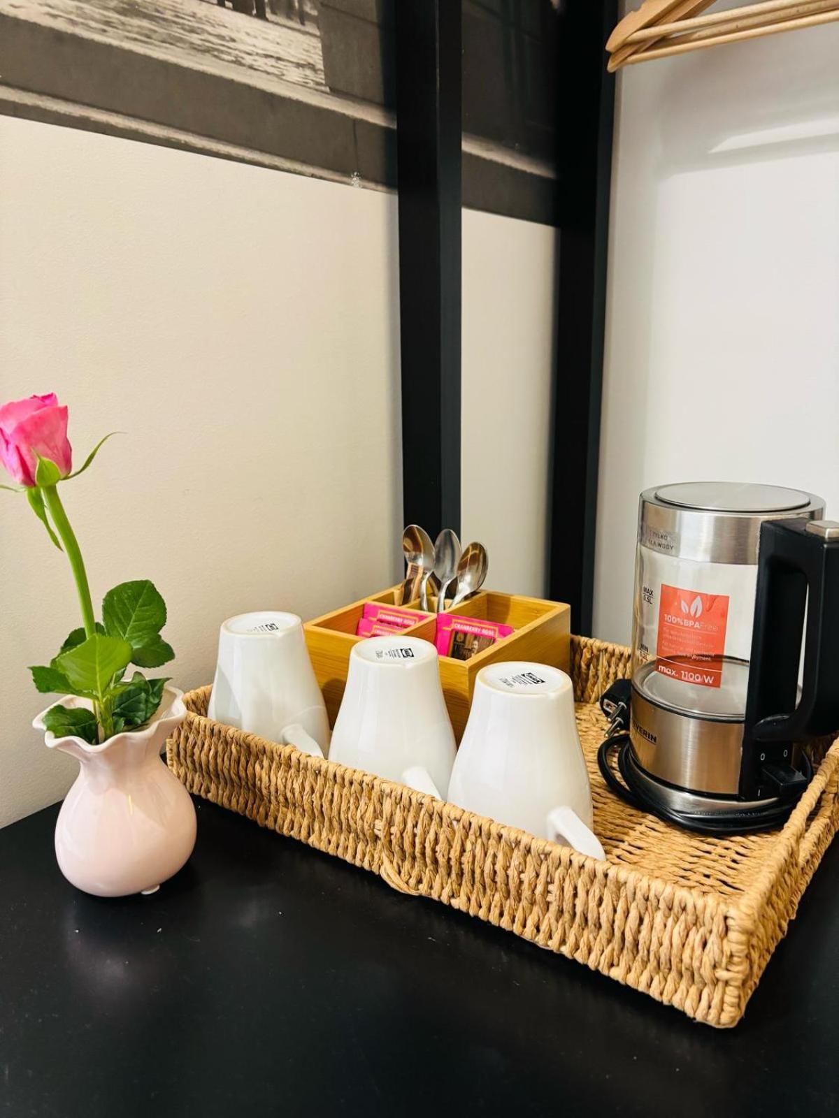 Apartment & *