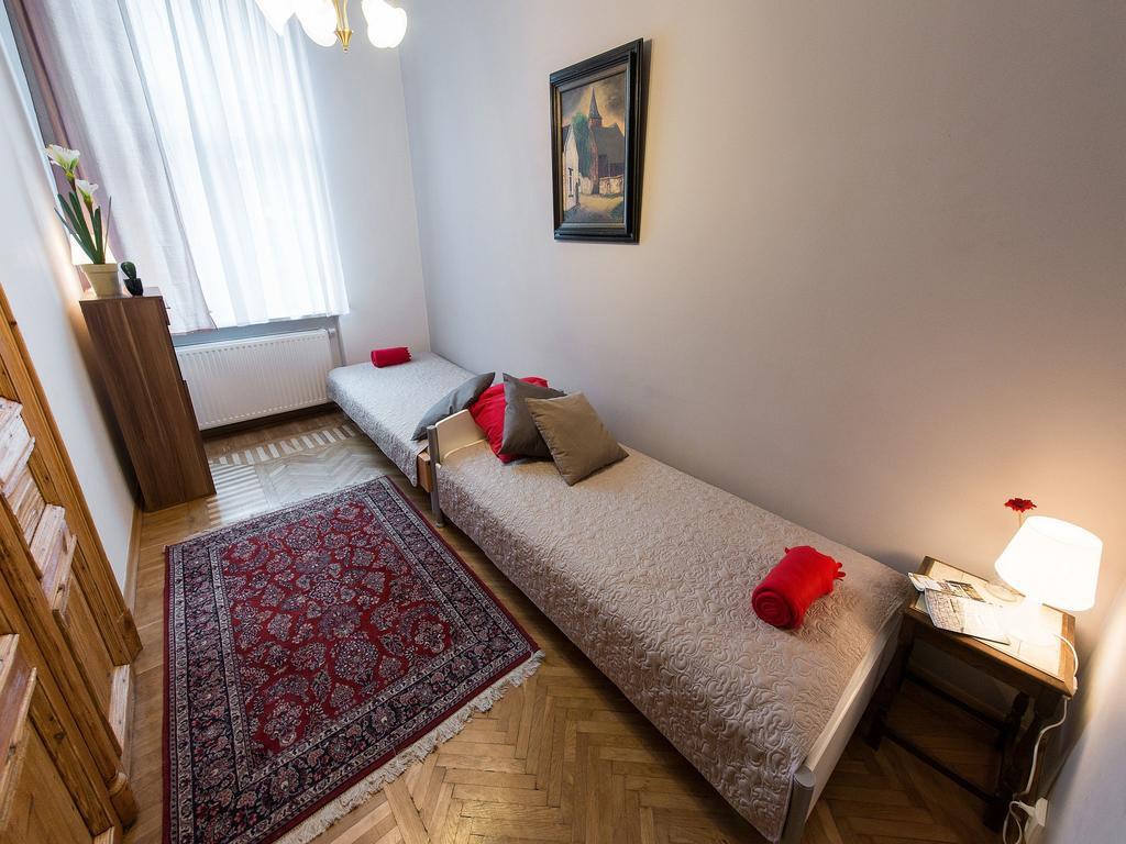 5 Bedroom Family Apartment Krakow