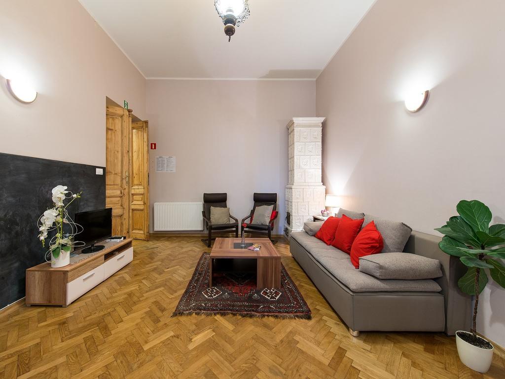 5 Bedroom Family Apartment Krakow