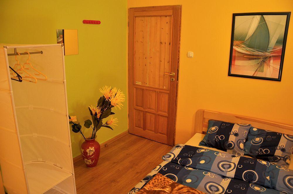 Tara Hostel *