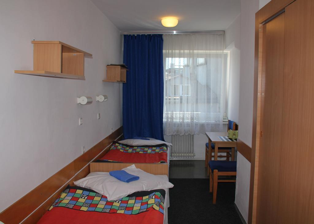 Mistia Hotel *