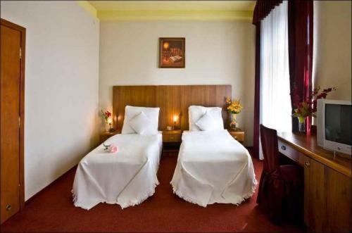 Apart Ambasador Hotel 3*