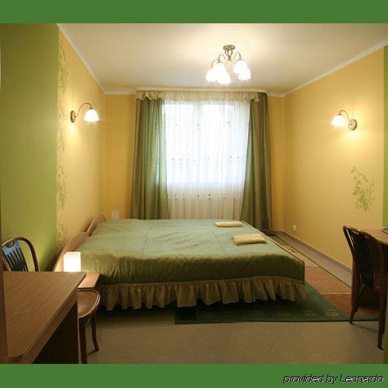 Monika Hotel