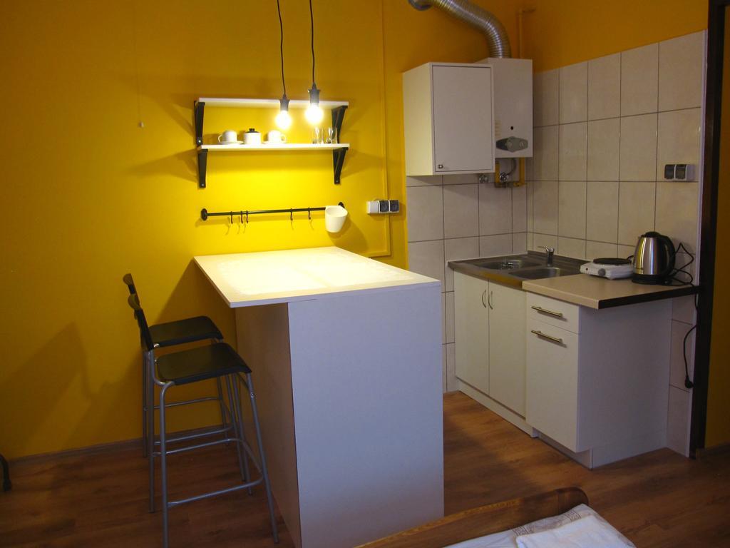 Rozana Przy Ice Apartment *