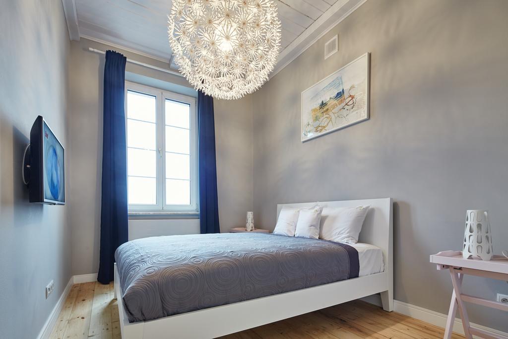 Playroom Ii Apartment *