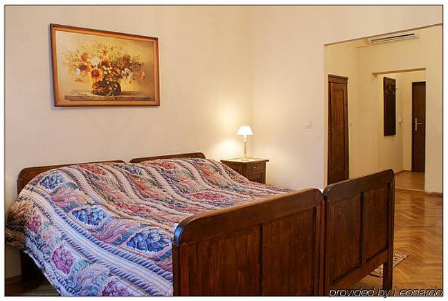 Aparthotel Camea 3*