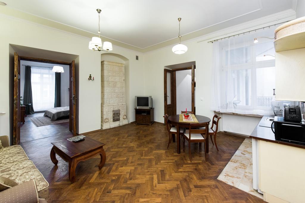 Golebia 3 Apartment