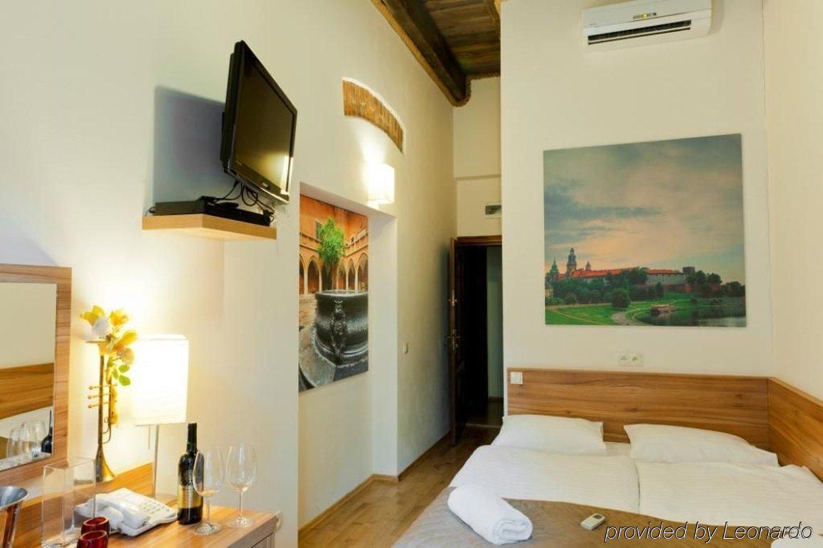 Aparthotel Pergamin 3*