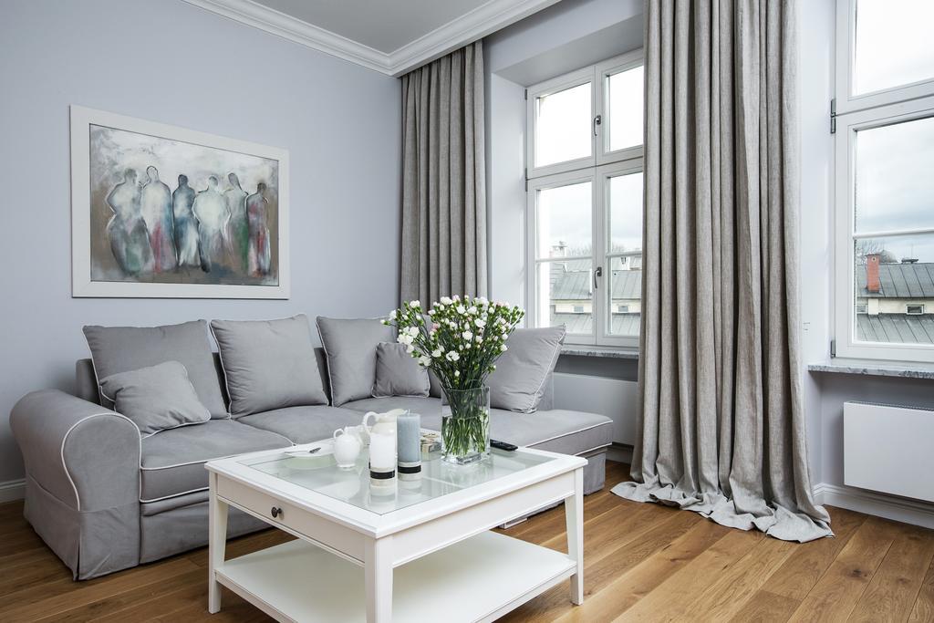 Mint Luxury At The Main Square Apartment *