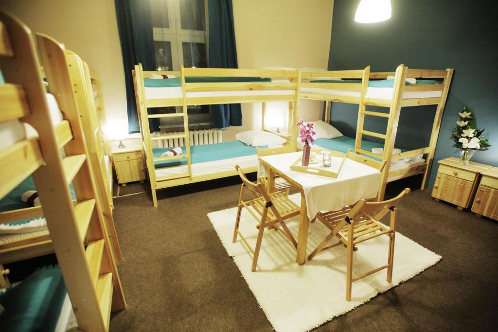 Hostel Dragon Aparthostel Senatorska *