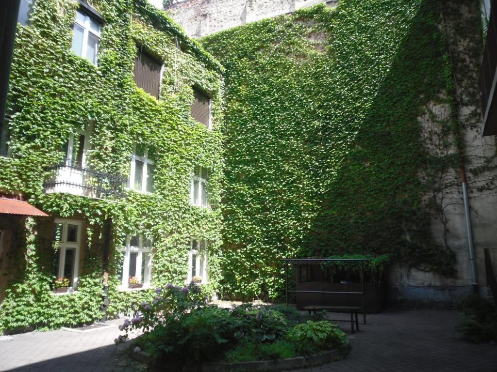 Jonek Apartment *