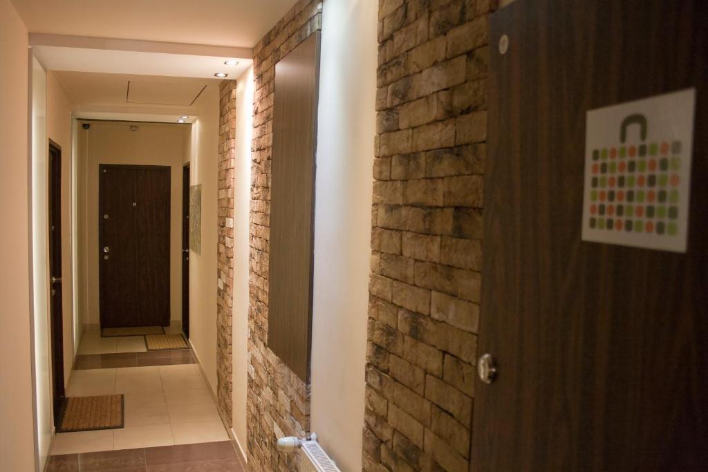 Nocny Apartment