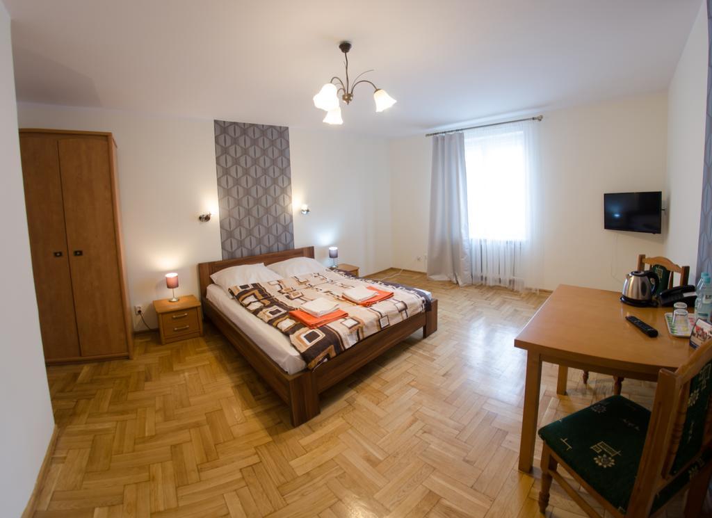 Hostel Brama Old *