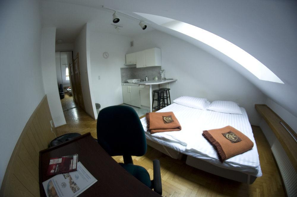 Cracow Old Town Apartment