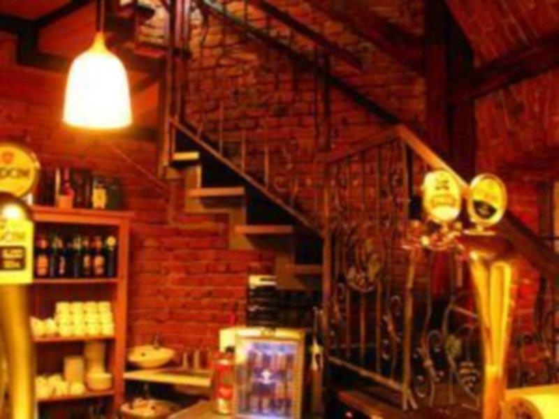 Aparthotel Station 2*