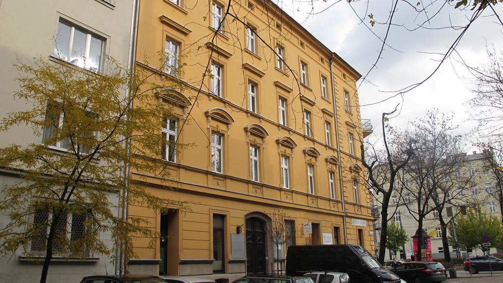 Apartment Designer In The Heart Of 4th Floor No Lift *