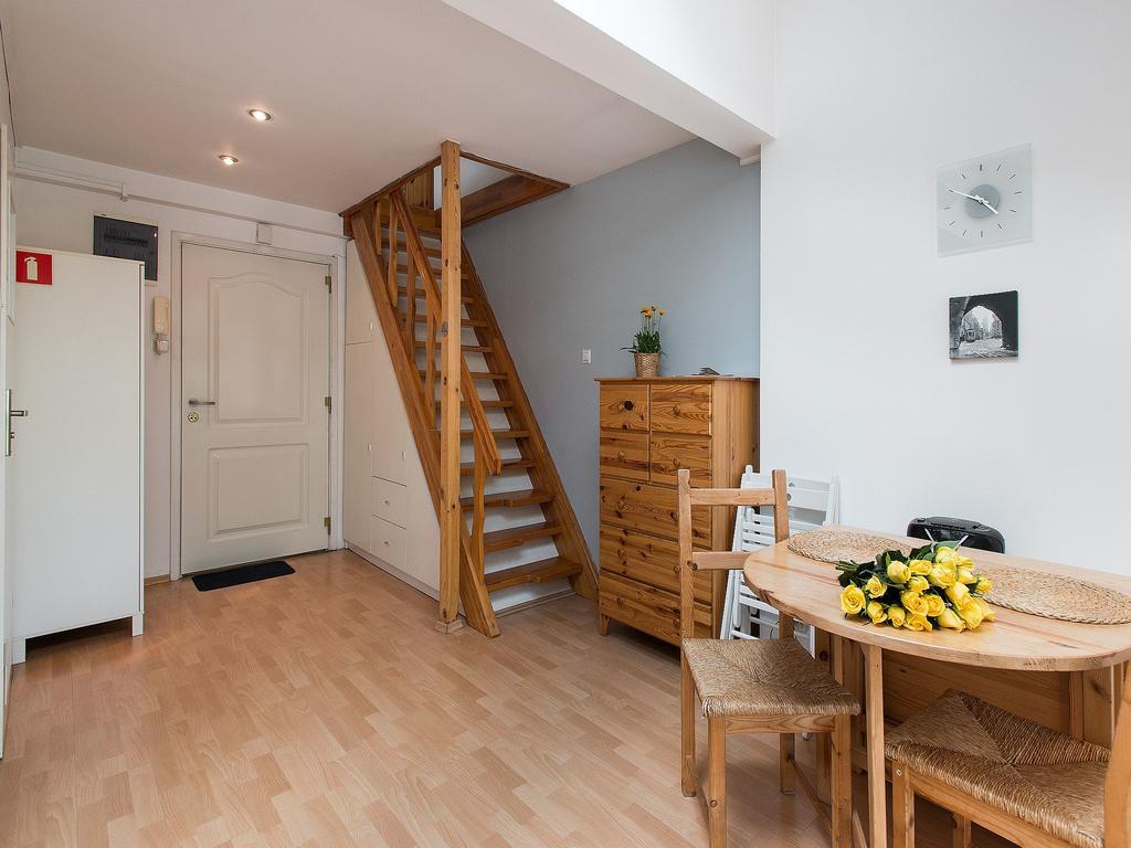 Smart Apartment *