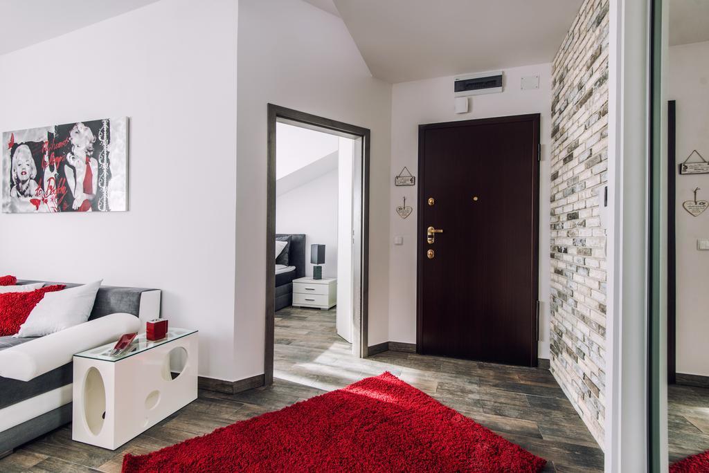 Apartament Lights Arianska 6 *