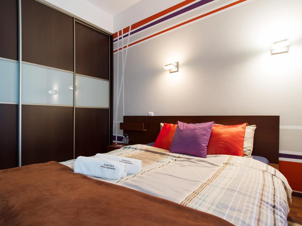 Old Town Luxury By Amstra Apartment