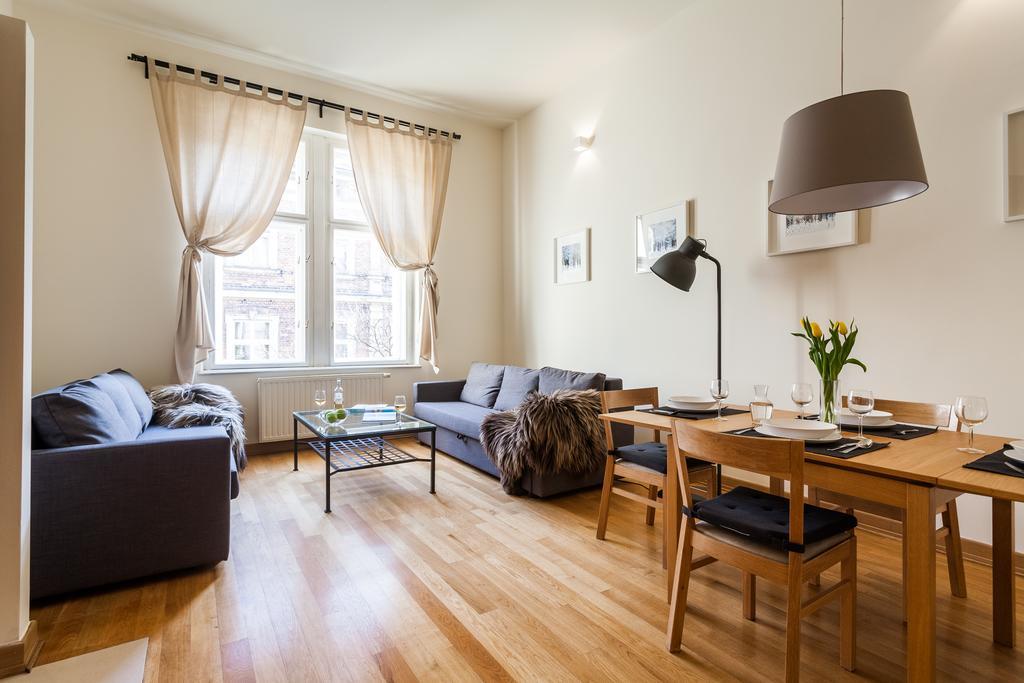 Apartment M